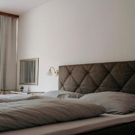 Pension Columbia Inkl. Fruehstueck Im Zentraum Bad Gleichenberg Buitenkant foto